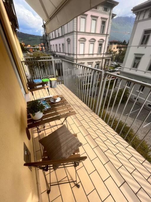 Me Ca - Appartamento Vacanze Riva del Garda Ngoại thất bức ảnh
